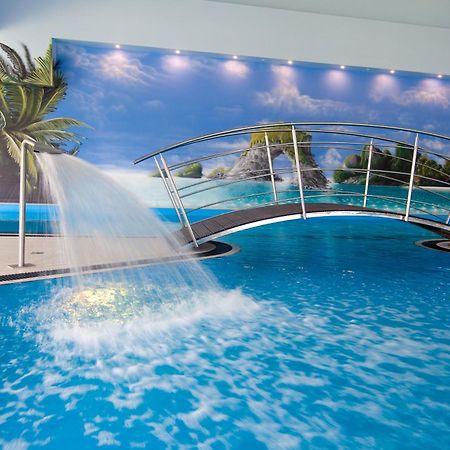 Imperiall Resort & Medispa أوسترونيه مورسكية المظهر الخارجي الصورة